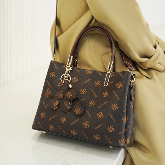 Best selling Trendy Crossbody Stylish Fanshinuo leather shoulder & hand bag