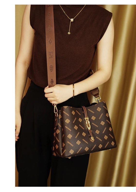 Luxury Large Capacity Bucket Shoulder Bag for Women Code : 325